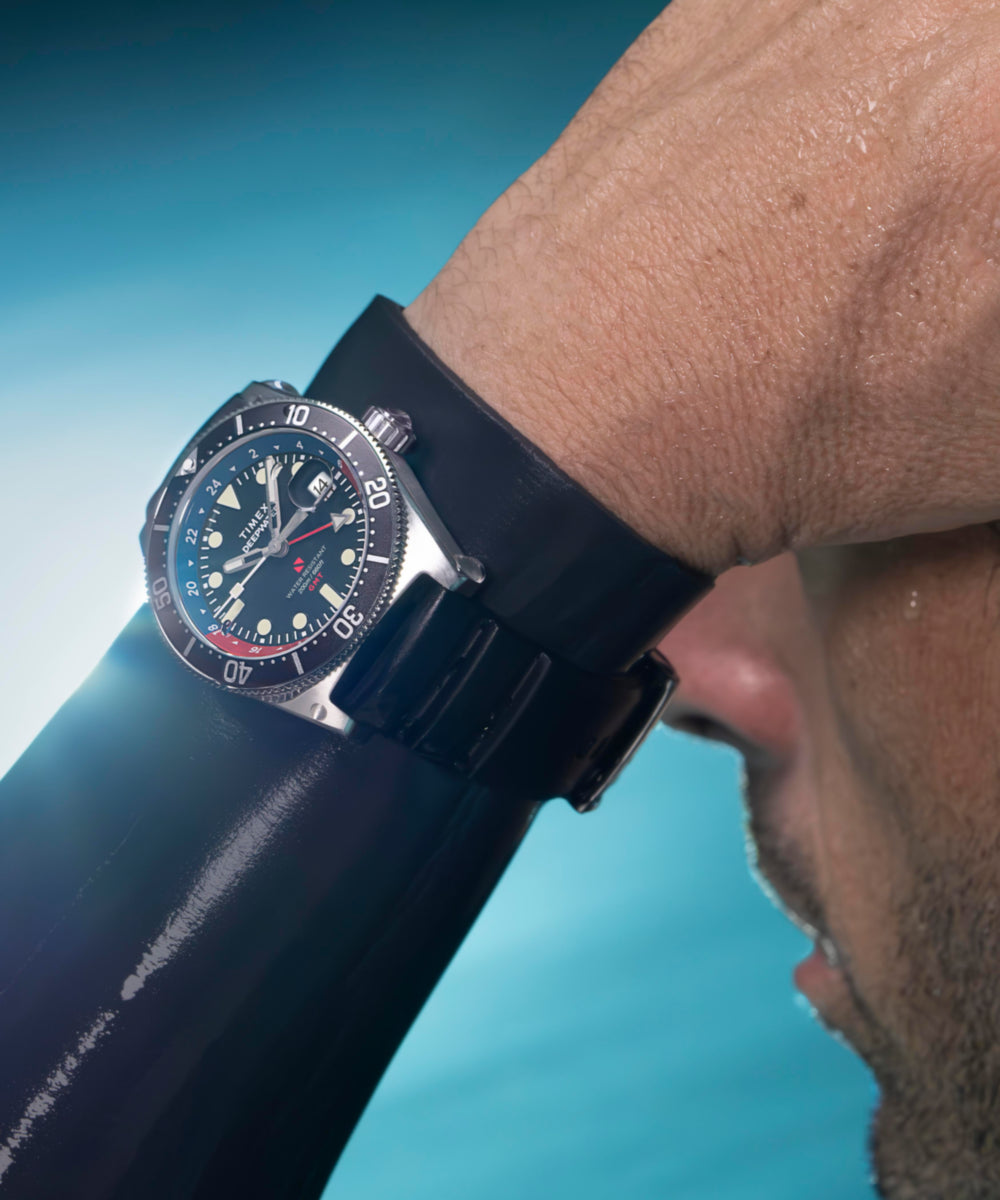 Deepwater Reef 200 GMT 41mm Synthetic Rubber Strap Watch